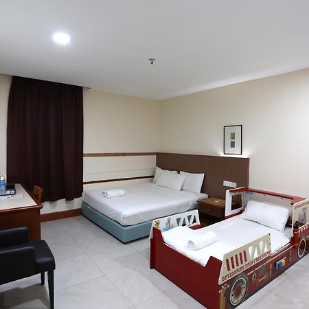 Hotel La Isra At Bukit Bintang Kuala Lumpur Exteriör bild