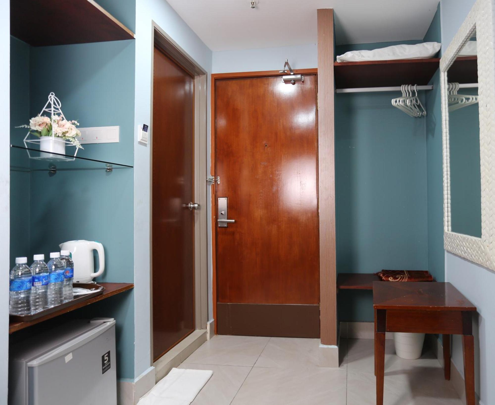 Hotel La Isra At Bukit Bintang Kuala Lumpur Exteriör bild